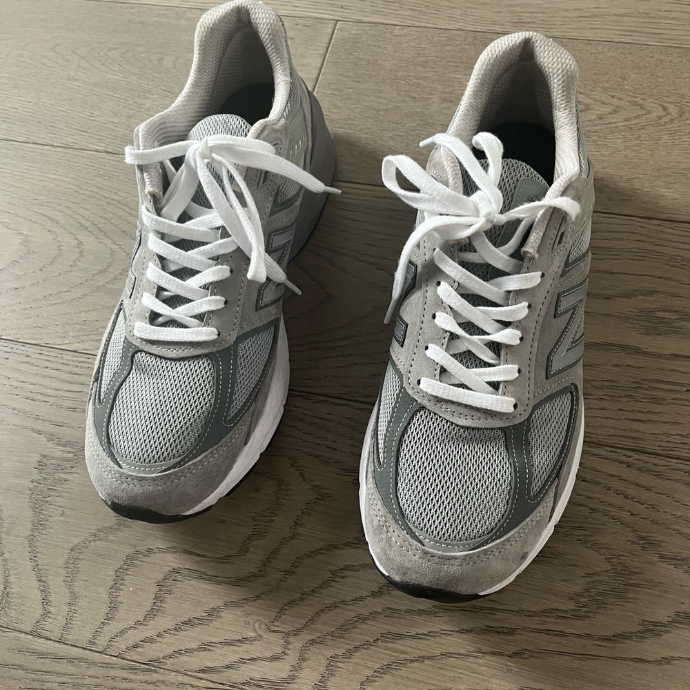 New Balance Gray and White Men's Sneakers